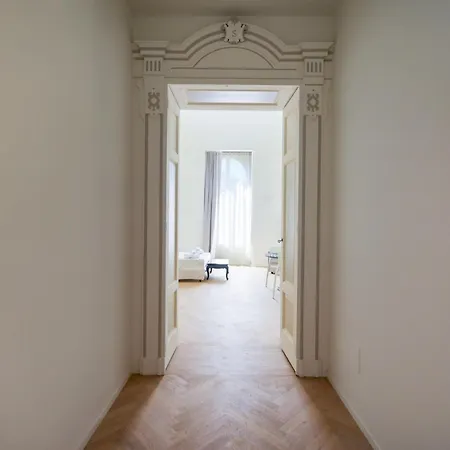 Palazzotorre 102 - Luxury With Tower View