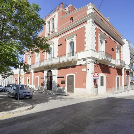 Palazzotorre 102 - Luxury With Tower View Apartament Bari