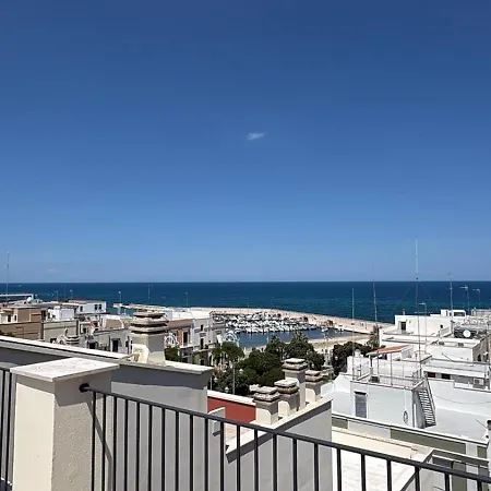 Palazzotorre 102 - Luxury With Tower View 아파트 바리